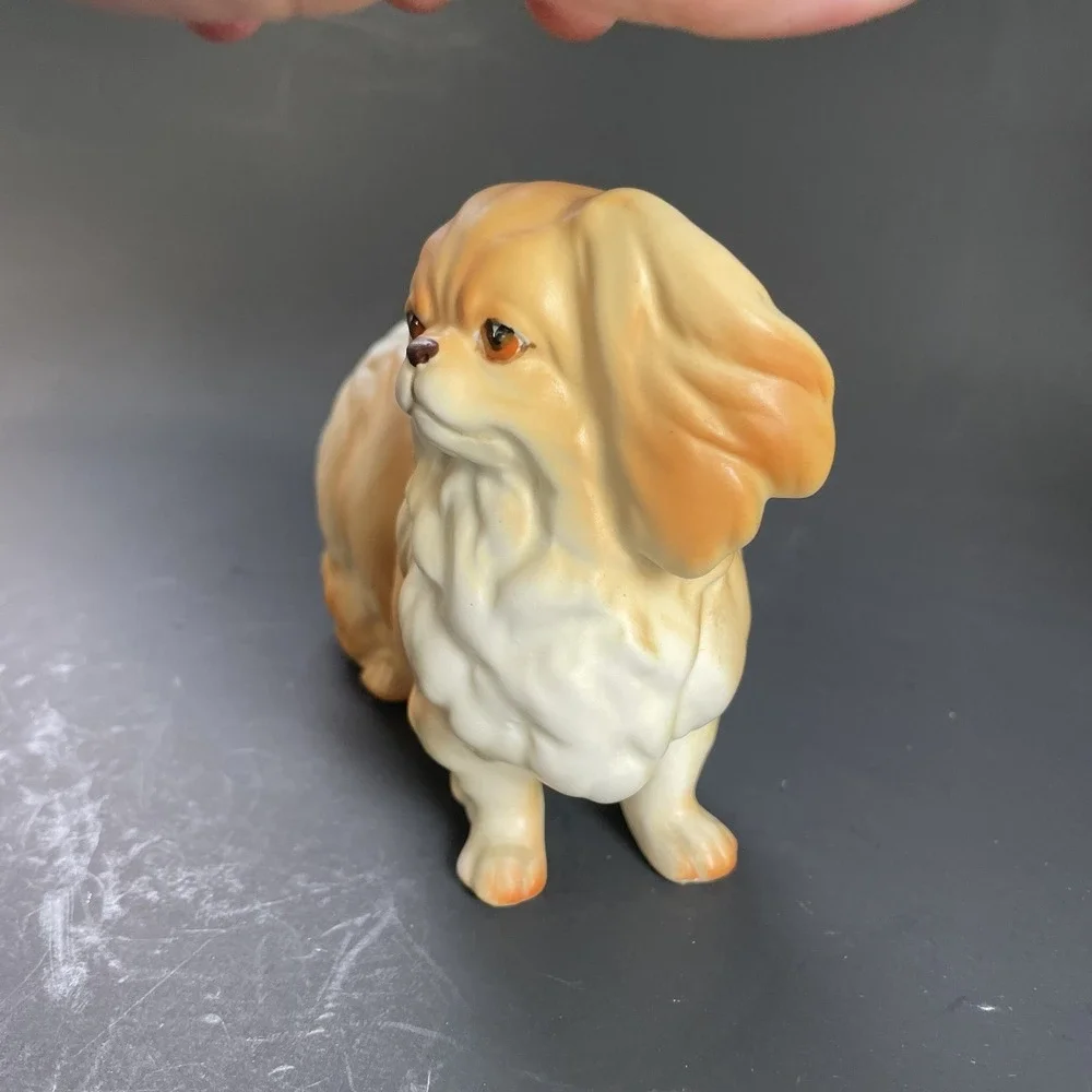 Vintage PEKINGESE Dog Figurine Fluffy Long Hair Blonde Made in Japan‎
